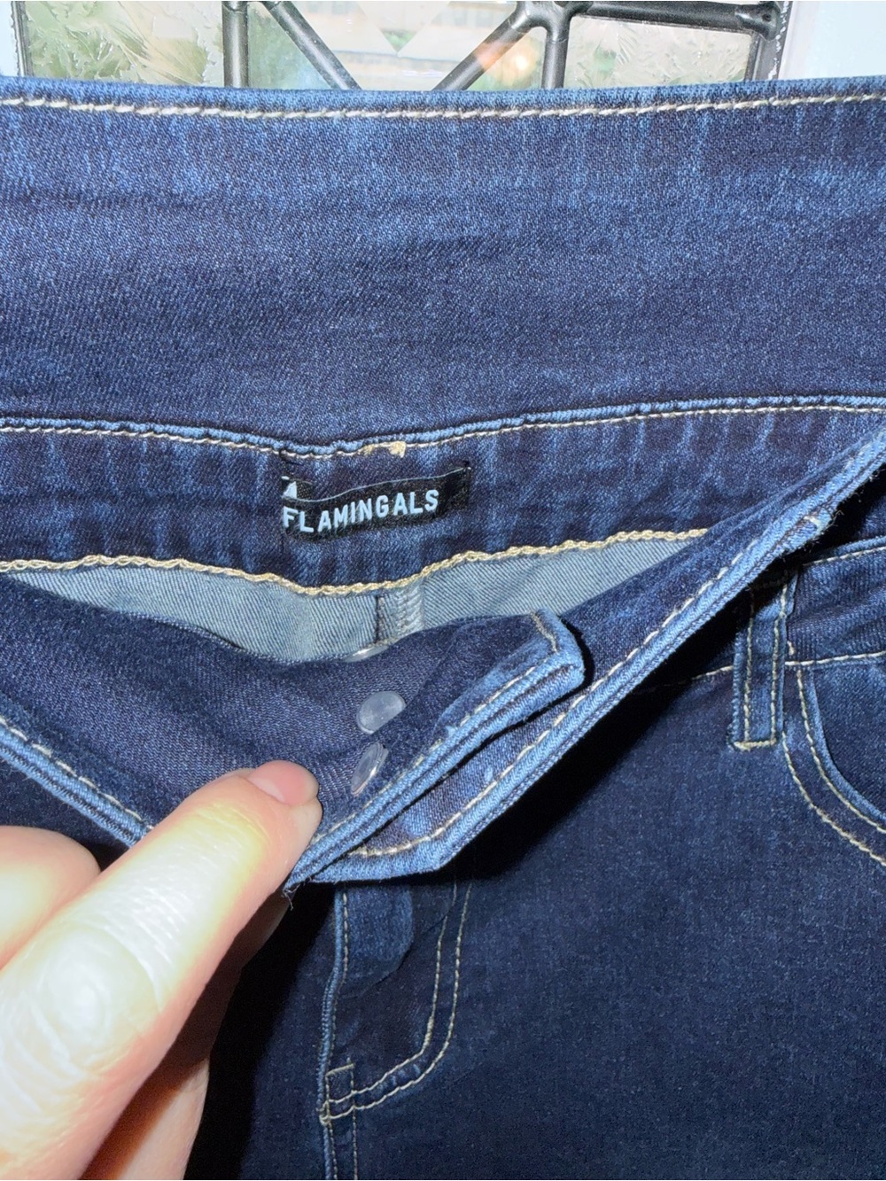 Flamingals Jeans - Picture 3 of 6